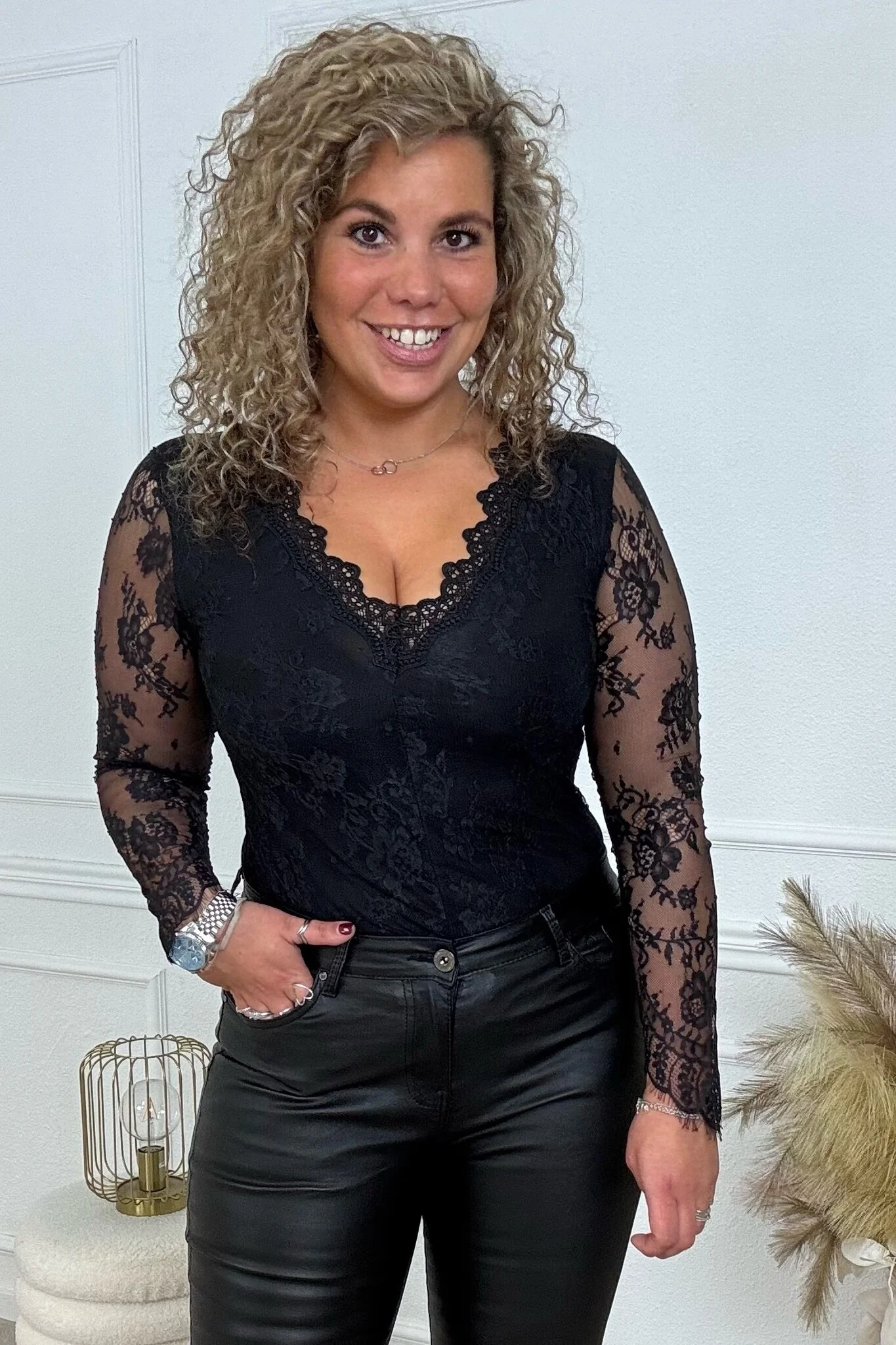 Perfect Lace Body - Black - Image 4