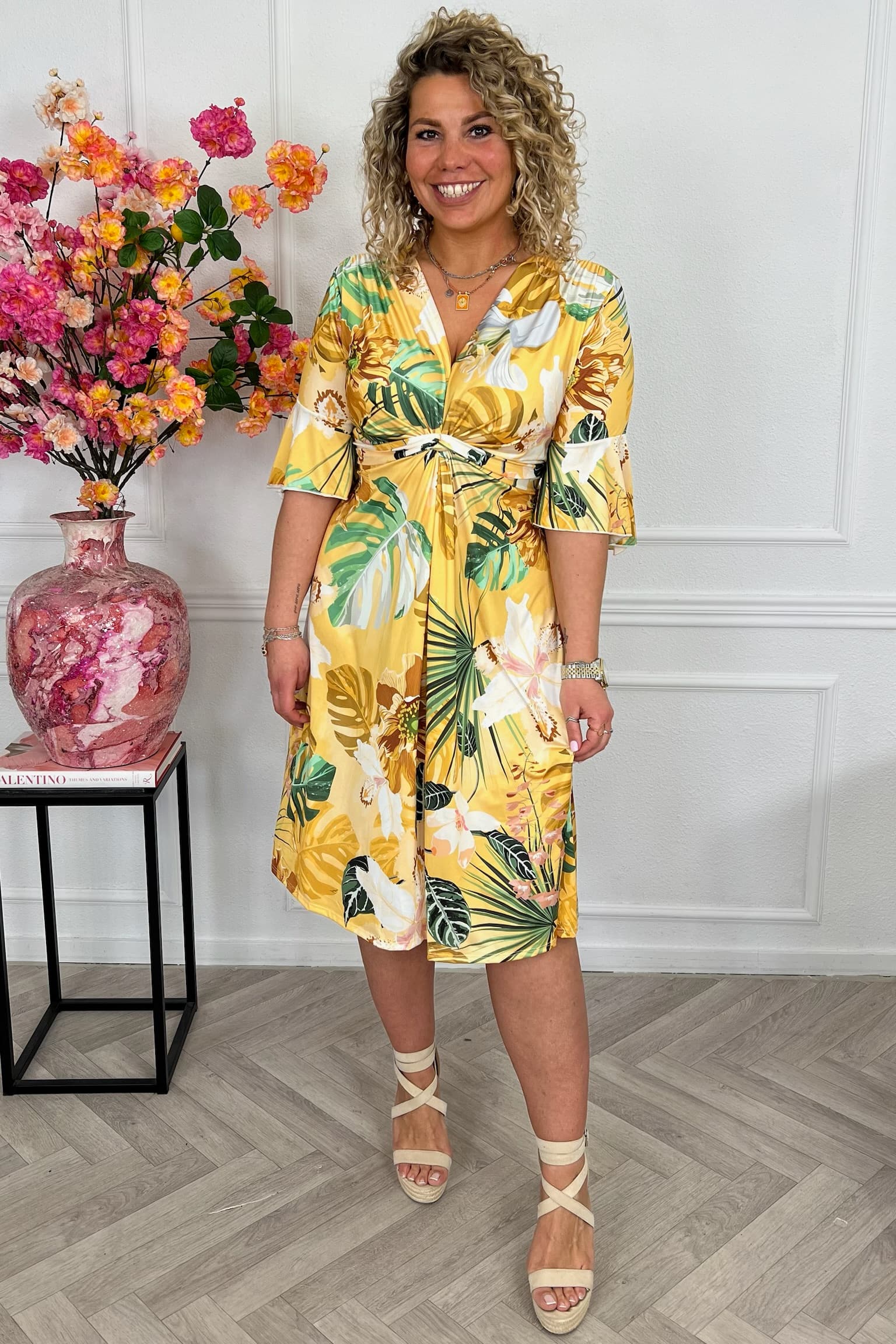 Curvy Short Knotted Forest Dress - Yellow - Image 4