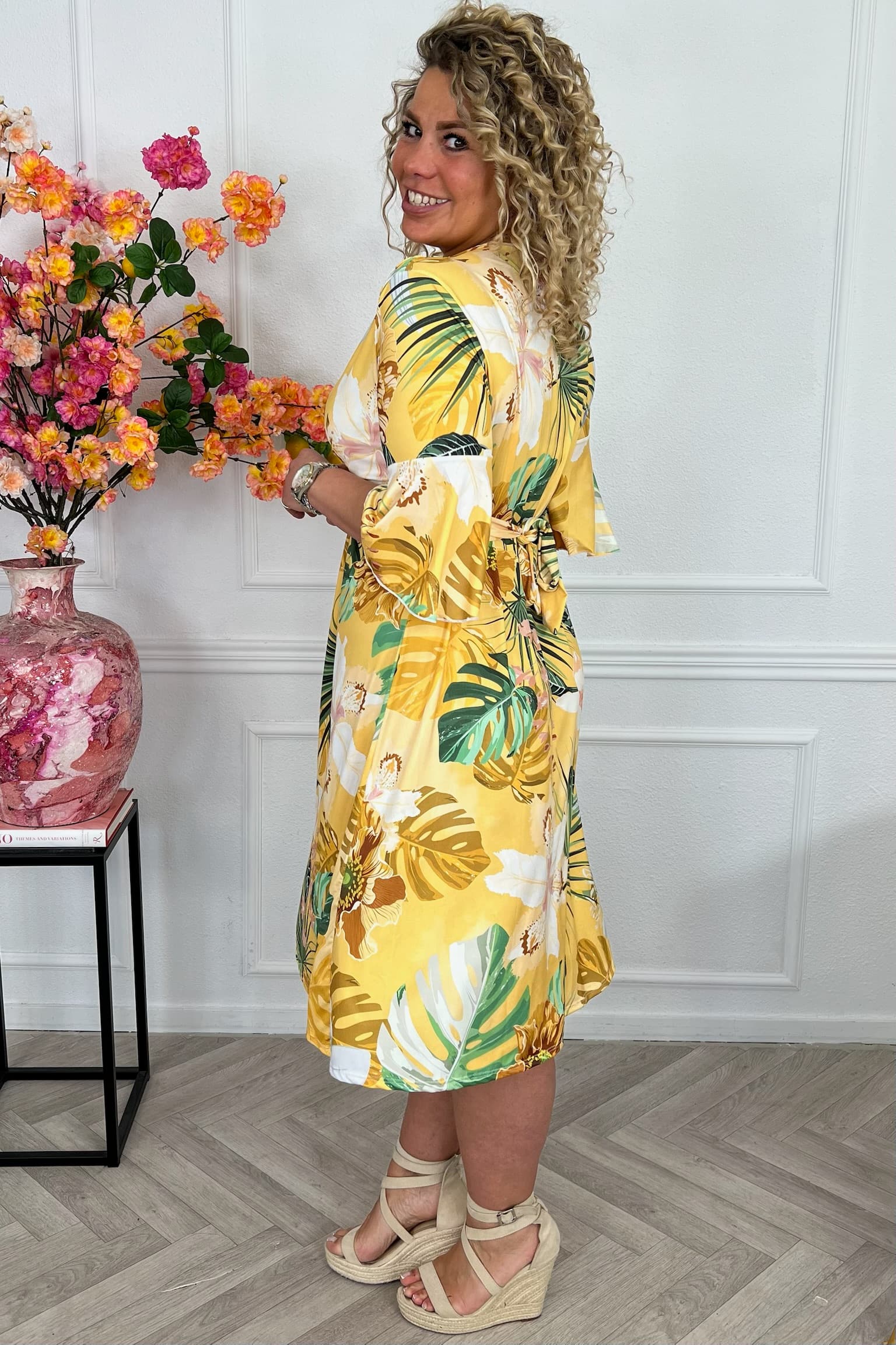 Curvy Short Knotted Forest Dress - Yellow - Image 5