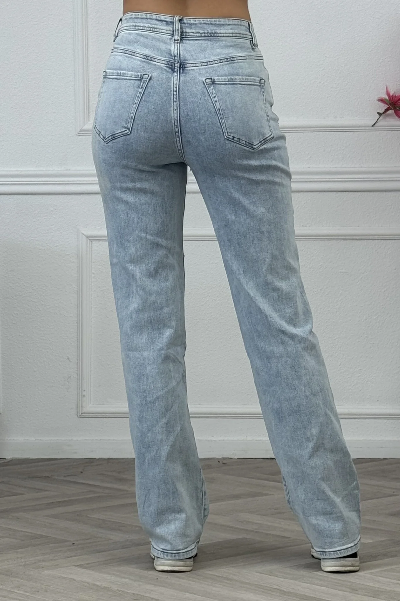 Joy Wide Leg Jeans - Light Blue - Image 4