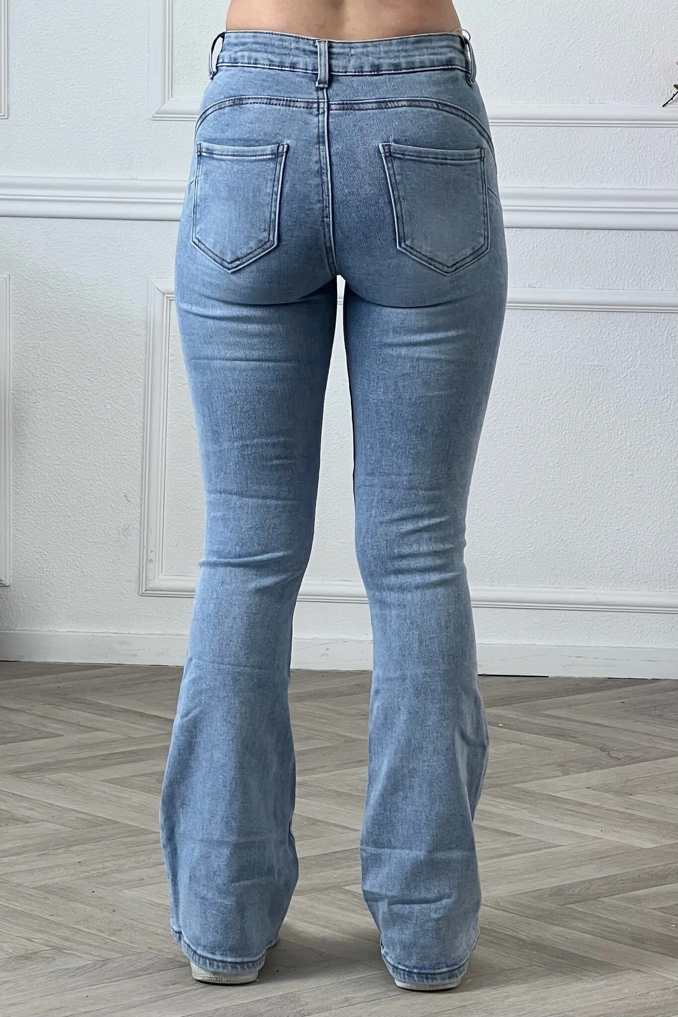 Limited Flared Jeans - Blue - Image 4