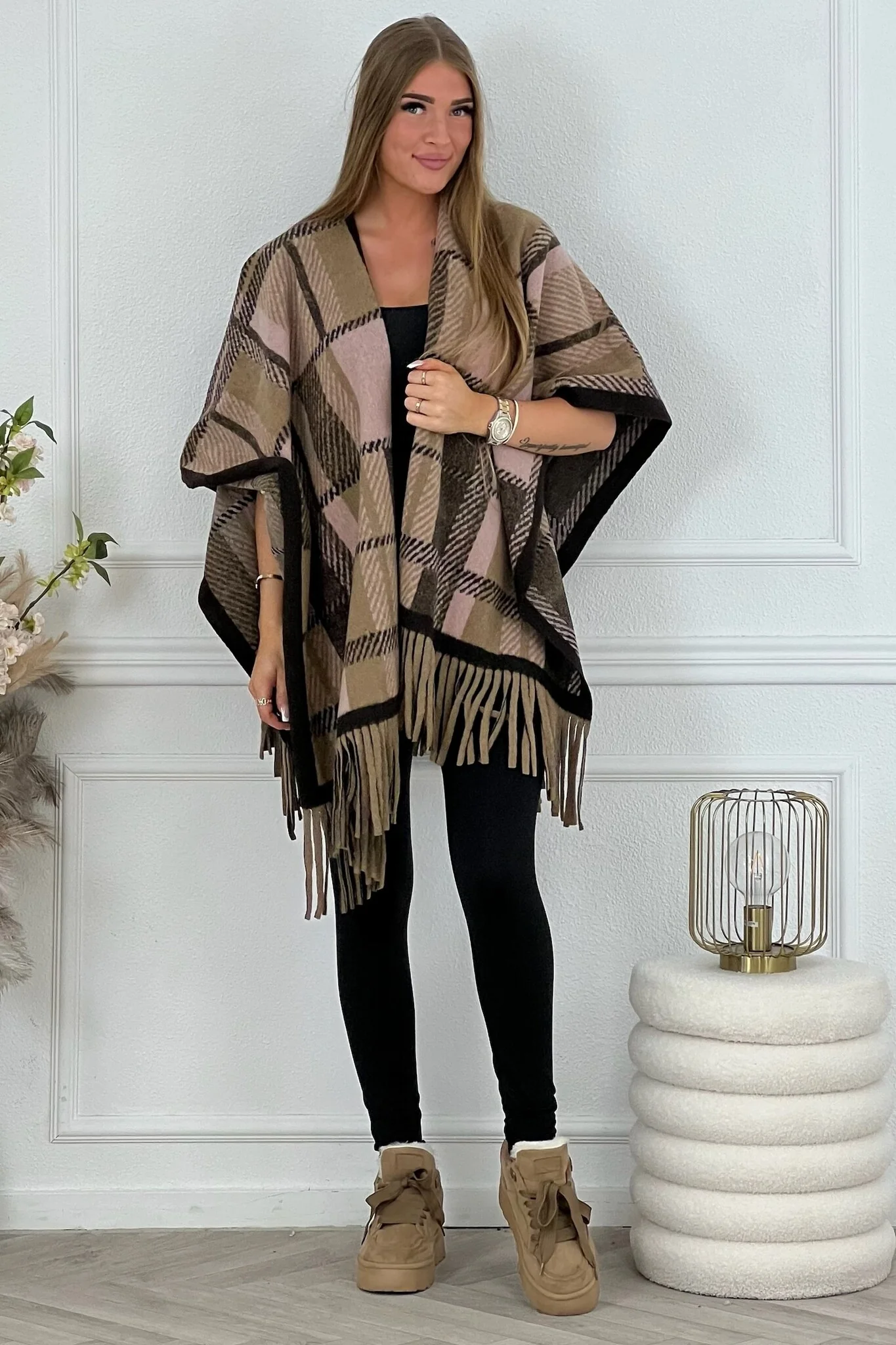 Wonderful Fall Poncho - Black/Taupe/Pink - Image 4